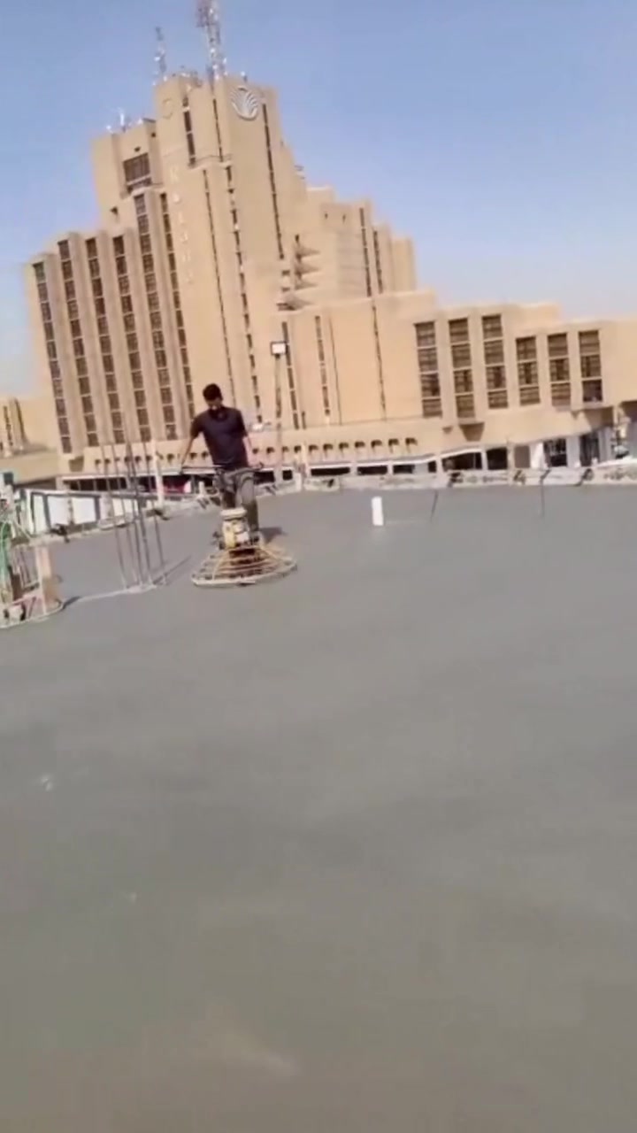 مستعدين صب وسقل ب الهليكوبتر
كافة أنواع الصب 
ابيوت
دوائر حكوميه 
ساحات  
ومدارس
جملونات 
شغل درجة اولى  كافة مناطق بغداد وأنحاء العراق 
  ***********
