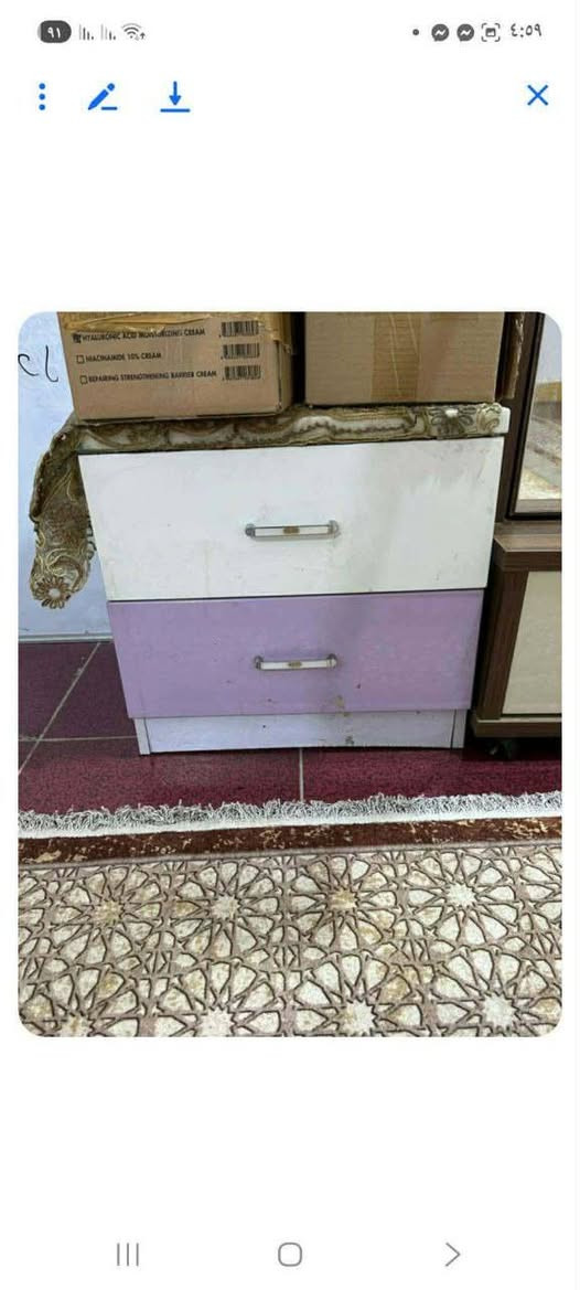 السلام عليكم غرفه تركيه بناتيه نظيفه للبيع السعر 350 مكانها الكوت العباسية***********
