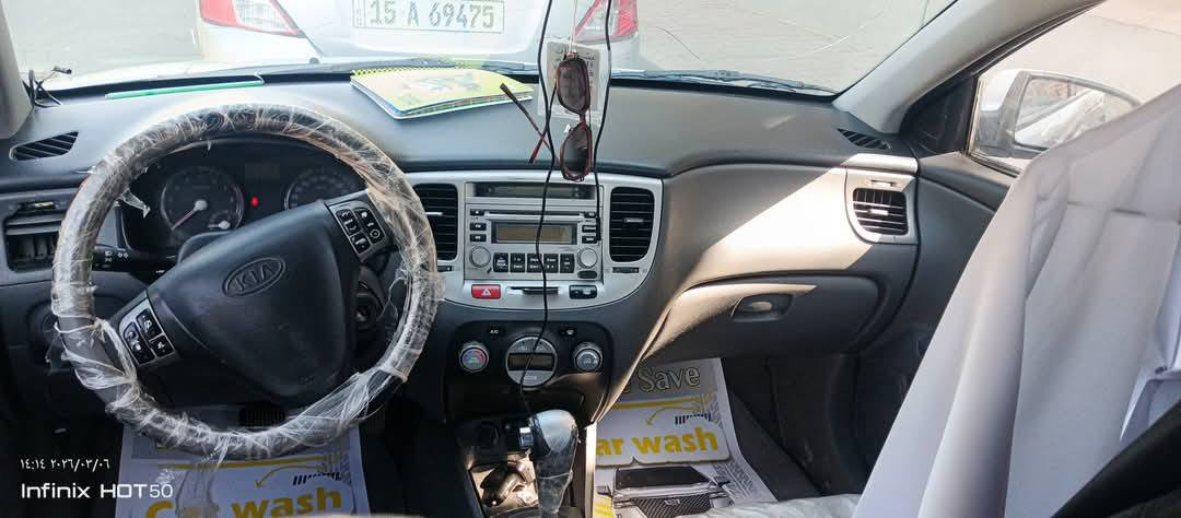 كيا برايد ٢٠٠٩ خليجي محرك ١٦٠٠
بيها صبغ اماكن بدون ضرر بدون حادث 
ما بيها ولا قطرة معجون 
السيارة جانت بلادية واني رشيت دواسات من الجهتين 
زوج تاير جديد 
باتري جديد 
سلف جديد 
تبريد ثلج والكشنات بيها هيتر تدفئة 
تحكم ستيرن جهتين
مري كهرباء شفط 
كهربائيات شغالة بالكامل
ترايك وين ما تريد 
إدامة كاملة ع السيارة
صدر مشدود بالكامل قبل شهر تقريباً 
 
سيارة على آخر حبة مابيها نقص برغي 
كذلك فيتم بم وقاعدة فيتم مبدلة اصلي كوري قبل شهر

لا تجي تراسل دزلي صورها ودزلي تفاصيلها
كلشي واضح بالمنشور 

السيارة بـ ٧٥ ورقة 
مكاني انبار الرمادي 
الرقم
واتساب  ***********
