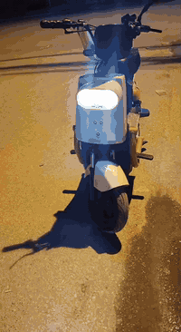 دراجة شحن لبيع حجم ١٦خمس بطاريات مال شركة مكاني نجف حي العسكري للتواصل معه هذا الرقم ***********
