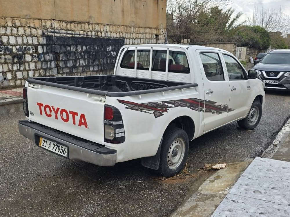 مرزیە مۆدیل ۲۰۱۲ سەنەوی تازەیە پارجەڕەشە پێشی جەم پەکی هەیە سەیارەکەتابڵێی جوانەو تۆندوتۆڵە بۆدیو سەقفوشانی هیجی نیە بەشەرت 
سعر۱٤۷
ژم۰۷۷۰۳۰۹۱۰۱۰
ژم۰۷٥۱٤۰٤۰٤٥۳
شوێن کۆیە أربيل, العراق


**إذا كنت صاحب هذا الإعلان وتريد حذفه لأي سبب، رجاءا أرسل رسالة إلى الدعم الفني**