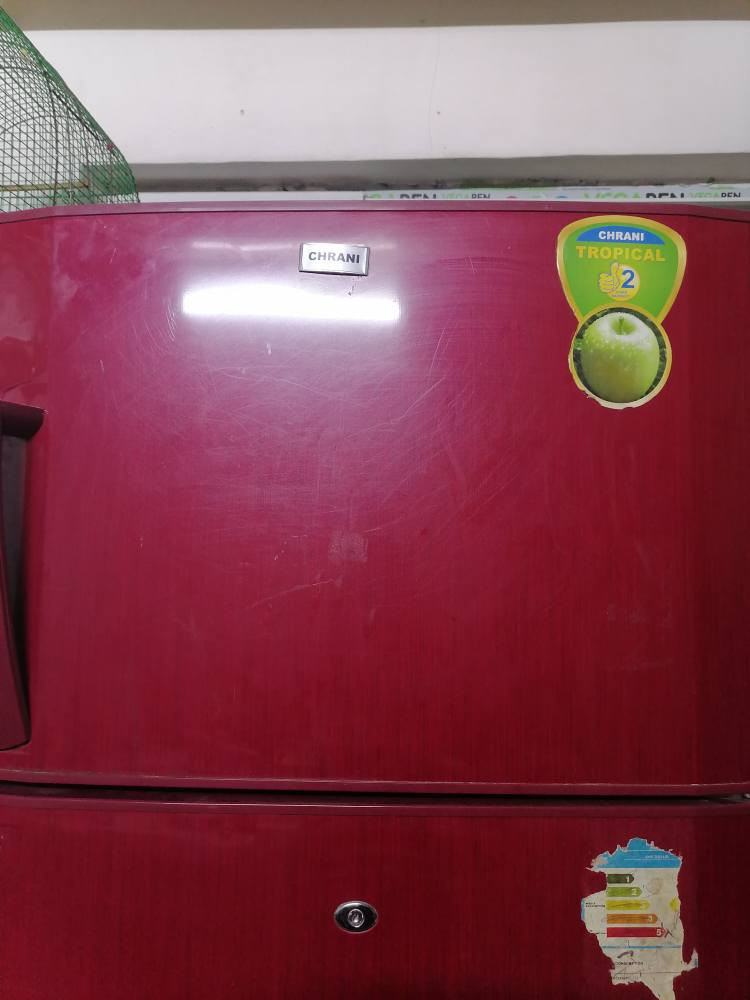 ثلاجة اللبيع شغل سعرا ١٦٠ بي مجال كركوك حي العروبه يم ملعب خومسي او وكف قديم حجم ٢٤ قدم كل بلادي شركة مابي اي عيب شغال بل شرط ٧ايام ضمان
***********
*********** كركوك, العراق
