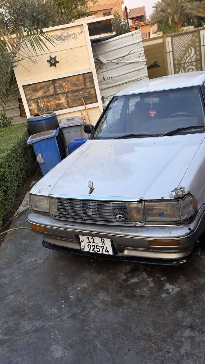 سلام عليكم هارتوب مديل ٩١ للبيع السياره محرك سته سلندر ٣٠٠٠كشنات كهرباء تبريد ثلج بس مفصول من الفيشه لايت زنون مكفوله من الكصه ونقل الجثه كير وحرك خير من الله حداديه جديده المسجل مفصول بس تشده لمعرفة السعر وللستفسار ***********
