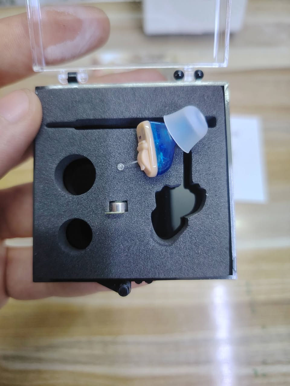 سماعة ضعيفي السمع مع ملحقاتها موضحة بالصور السعر 10 الاف للطلب او الاستفسار التواصل عبر رسائل الصفحة متوفر توصيل بغداد ومحافظات 👍 #تابع_الصفحة_يوصلك_كلشي_جديد


**إذا كنت صاحب هذا الإعلان وتريد حذفه لأي سبب، رجاءا أرسل رسالة إلى الدعم الفني**