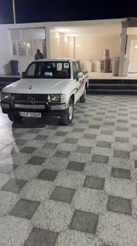 تيوتا بيكم • موديل ٩٩ • رقم انكليزي