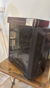 ‎المعالج (CPU):  i7 1070 جيل العاشر  ‎بطاقة الرسوميات (GPU):  NVIDIA G...