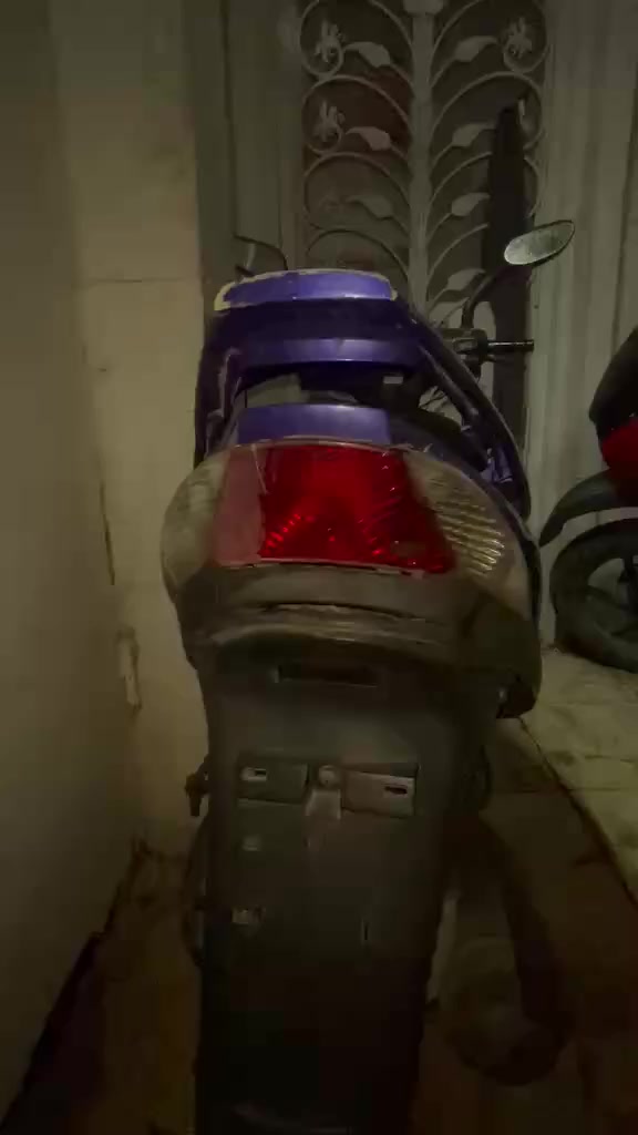 السلام عليكم الدراجه نضيفه شرط كفاله عامه من فتح المحرك


**إذا كنت صاحب هذا الإعلان وتريد حذفه لأي سبب، رجاءا أرسل رسالة إلى الدعم الفني**