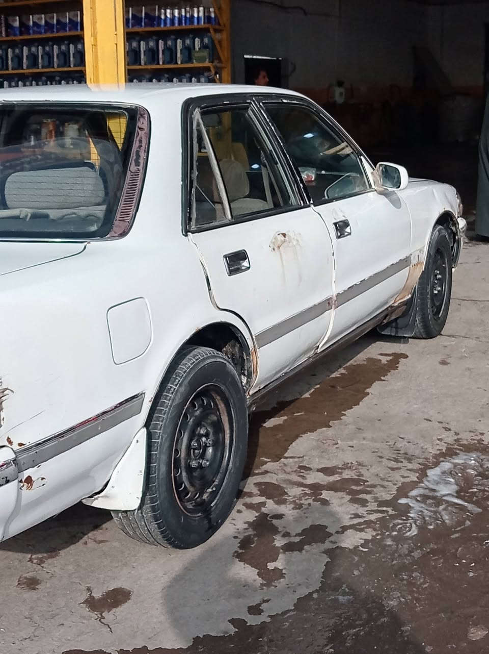 سياره البيع مارك موديل 95 رقم بغداد سنويه ضايعه بيهه كتاب بلاغ مروري  سعر 25وبيهه مجال ***********
