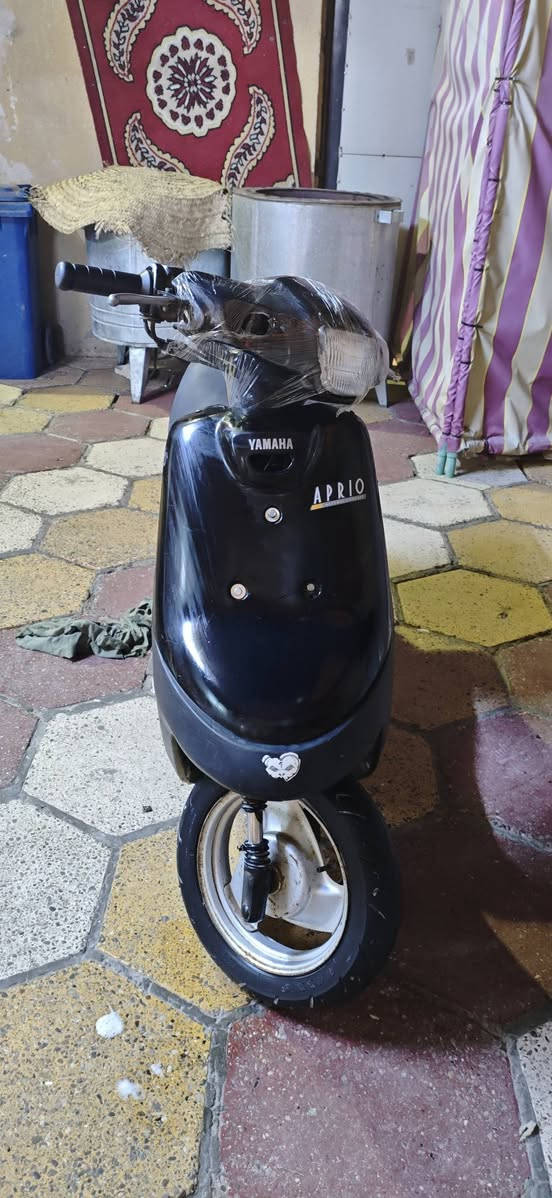 منغولي للبيع الشاصي محلوم يرادله بس كابريته تشتغل بس تضل تكطع يعني ما صافيه ابيع كوم حديد السعر 200 التواصل على رقم ***********
