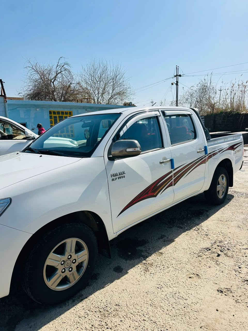 السلام عليكم تيوتا بيكم موديل 14كويتي الساير مكفوله كفاله عامه بيه بارد بصيط رقم بغداد الماني سياره جديده لوك ماشيه 188مكان السياره صلاح الدين الدجيل *********** الشراي يتصل
