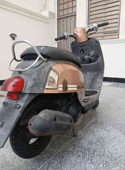 سلام عليكم بوليس مال باله ختم واحد وي المكينة برغي ما مفتوح بيه مو مال شارع كلشي شغال بيه مكفوله كفاله عامه سعر واحد و100 ^^مكان بصره خور الزبير ***********
