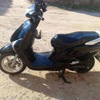 ليدي حديث للبيع كامل مانقص شي باتري جديد تيرات جدد  كهربائيات   كلها ش...