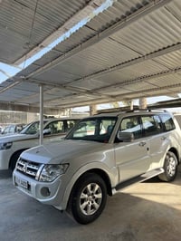 باجيرو ٢٠١٤ • مكينة ٣٥٠٠ • رقم الديوانية