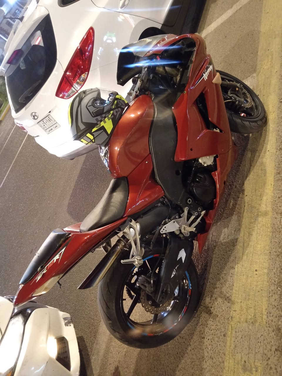 السلام عليكم

للمراوس فقط.......✅ 
كاوسكي نينجا 1000CC ZX10R 2006 2007
رقم وسنويه انكليزي  بصره باسمي.... تحويل ثاني يوم ✅

كهربائيات كلهه شغاله✅
نكره سلف بكل وقت ✅


**إذا كنت صاحب هذا الإعلان وتريد حذفه لأي سبب، رجاءا أرسل رسالة إلى الدعم الفني**