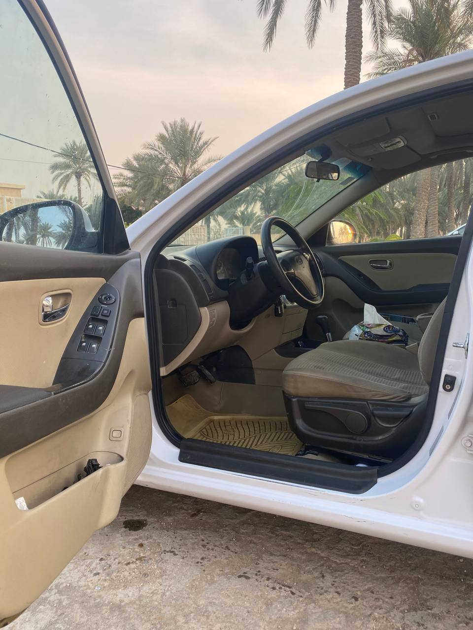 النترا 2011 للبيع مقدس
ماشيه 380 الف 
مكفوله كير ومحرك
حادثها دعاميه وبونيد على البارد 
سياره كلش حلوه 
السعر 118 وبيه مجال قليل
الرقم اتواصل:***********
خط فقط متواجد
