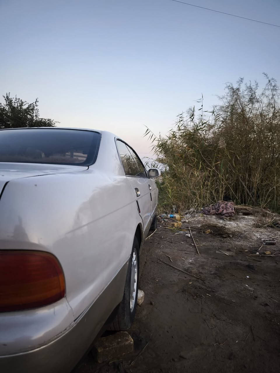 بطه موديل 92سياره خاليه من العيب الشرعي 
السعر 33ورقه بيها عطل بلمحرك 
رقم الموبايل ***********
السيارة باءسمي السنويه مكاني ناصريه انكليزي الرقم الجديد
