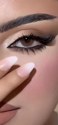 صالون مسايا • شارع الزهور • مكياج عرس