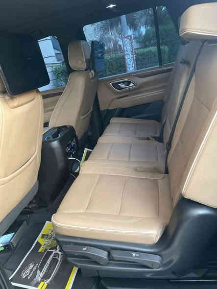 السلام عليكم تاهو  بريمر موديل 2022 خليجي  باسمي رقم بغداد الدولي مكفول كفالة عامة وعليها تغليف كامل Pbf  فول مواصفات والبريمير معروفة مواصفات 
محرك ثمانية سلندر 
تشغيل عن بعد 
بصمة ابواب وتشغيل وصندوق 
فتحة سقف بانورما 
جكات 
داتا شوُ
فور ويل 
سقف كنتارا 
داخل جلد عسلي 
ستيرن كهرباء 
خزن ميموري 
دوس كهرباء 
انارة ترحيب 
علامة ضوء القمر 
ثلاجة
رادارات محيطية 
قيادة اليه 
حساس تنيه 
حار بارد كشن 
ومواصفات هواية السعر 540$مكانها بغداد للاتصال ***********
