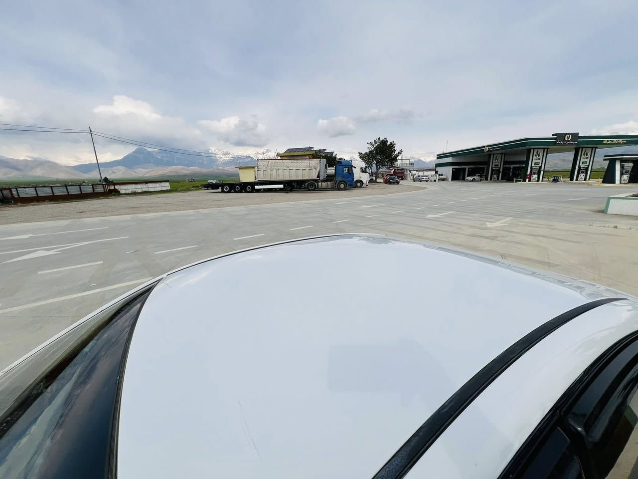 هۆندا 2010  ئیکۆ
نرخی خوار بازاڕ: 49 مەجەل 
مەکینە بجوکی دکشن بەرز 
گێڕومەکینە بەشەرت
سەیارەکە زۆر جوانە

***********
***********
شوێن: ژاراوە: قەلادزێ
