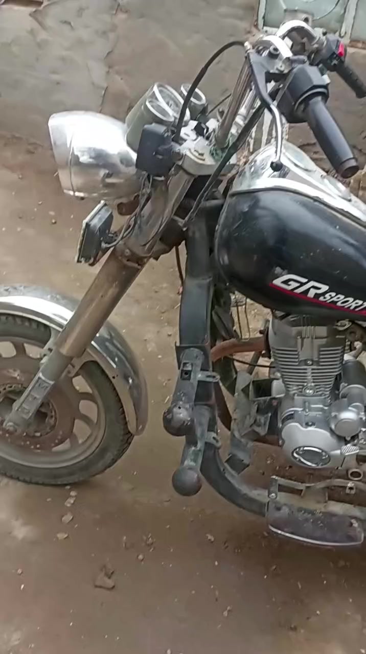 السلام عليكم ستوتهmtrمكفوله من كلشي مكينه بالجيس قبل اسبوع شادهه كهربائيات شغاله رقم ابيض وسنويه مكاني القاسم سعر 900وبيه مجال موشراي لاتكسر بالسعر رحم الله والديكم للتواصل ***********
