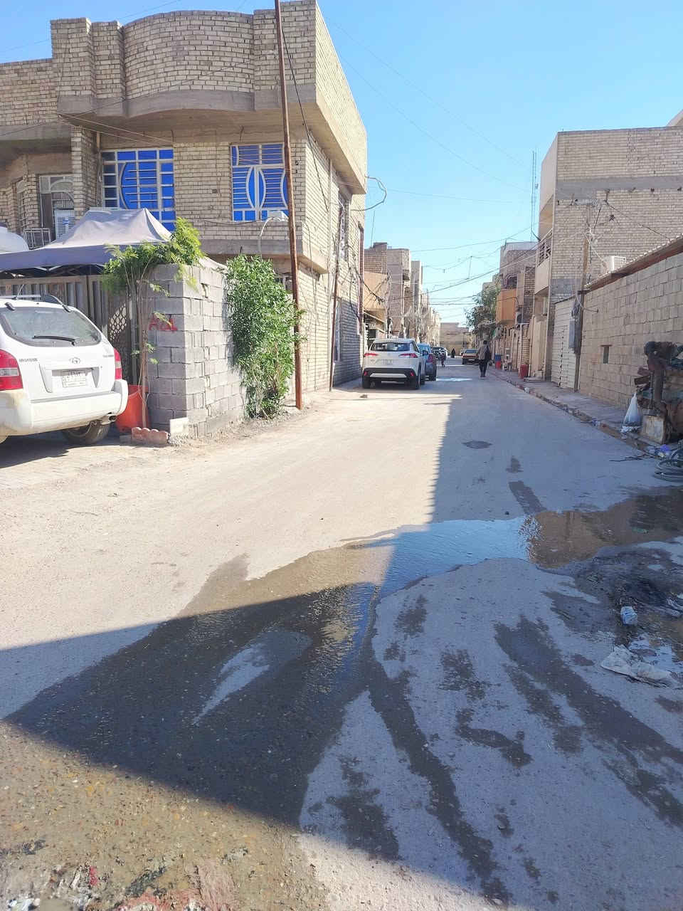 يالله السلام عليكم
دار ١٠٠ م للبيع طابقين الخطيب الزراعي قرب مركز بغداد مقابل سنتر الخطيب

الواجهه ٨
نزال ١٢.٧٥

استلام.خلال ٥ ايام
٣ غرف نوم
استقبال ضيوف
مطبخ
حولي
خدمات صحيه ٣
ترك او منور
بيت كامل جاهز للسكن

الاستفسار اكثر
*********** يوجد واتساب
