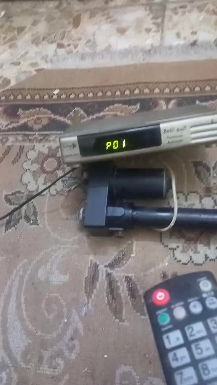 السلام عليكم 
#للبيع موجه النجم اللامع مع ماطور 24 انج 
بغداد قريب عله علوة جميله. 
.. وتوصيل للمحافظات 
***********
