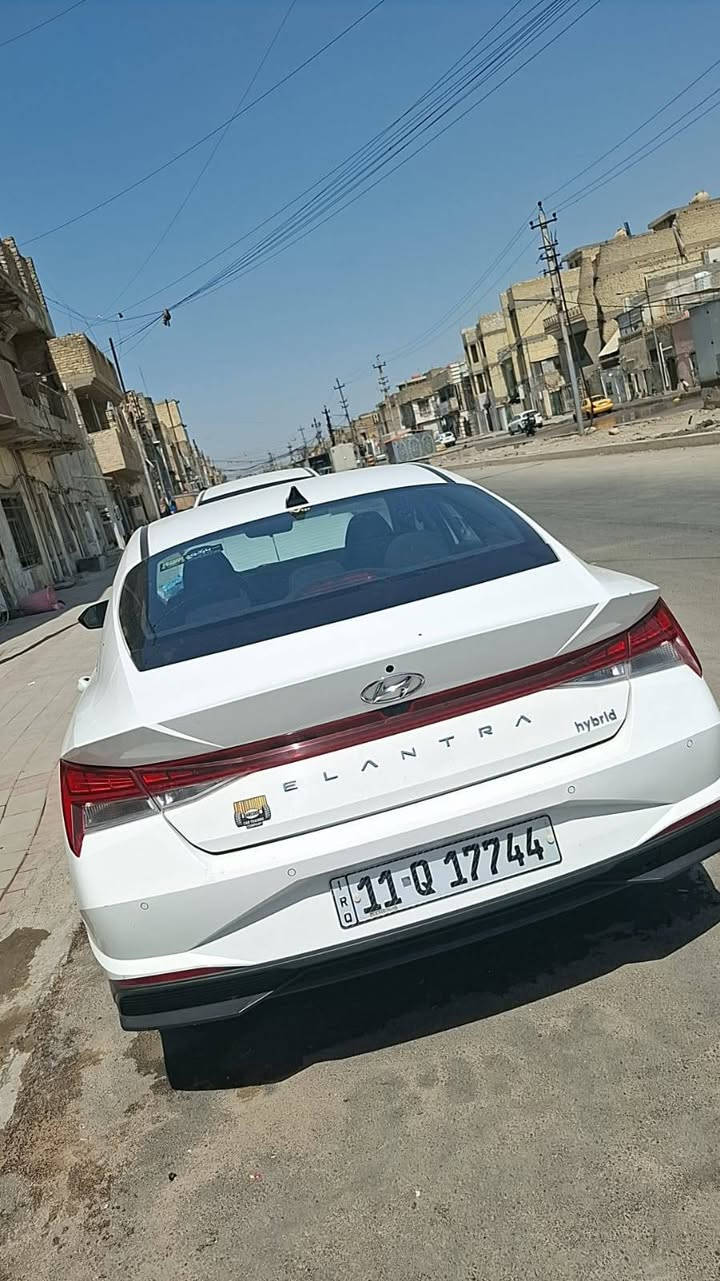 السلام عليكم.. بيع اومراوس 
النترا 23هايبرد وارد امريكي بيها جاملغ صبغ كلير بدون حادث وبيها مكانات بارد رقم بغداد مميز بسمي رادار امامي جانبي حساسات خلفيه بصمات تشغيل وابواب وصندوق تشغيل عن بعد تبريد خلفي فول تحكم ستيرن السعر ١٤٨
***********

