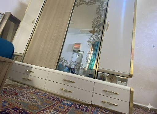 غرفة اخشاب تركيه
عدد القطع 11 
السعر مليون ونص وبيه مجال 
المكان الناصريه، قضاء الدوايه


**إذا كنت صاحب هذا الإعلان وتريد حذفه لأي سبب، رجاءا أرسل رسالة إلى الدعم الفني**