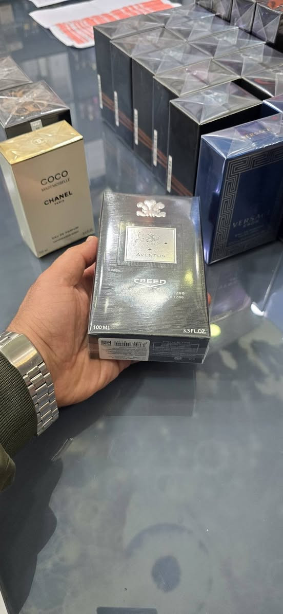 كريد افنتوس 🔥🔥
من اشهر عطور الرجال ✍✍
متاح للطلب 💯💯

Creed Aventus🔥🔥
Some of the most famous men's perfumes.✍✍
available to order💯💯

💶💵💶💵💶💵💶💵💶💵💶💵💶💵💶💵💶


**إذا كنت صاحب هذا الإعلان وتريد حذفه لأي سبب، رجاءا أرسل رسالة إلى الدعم الفني**