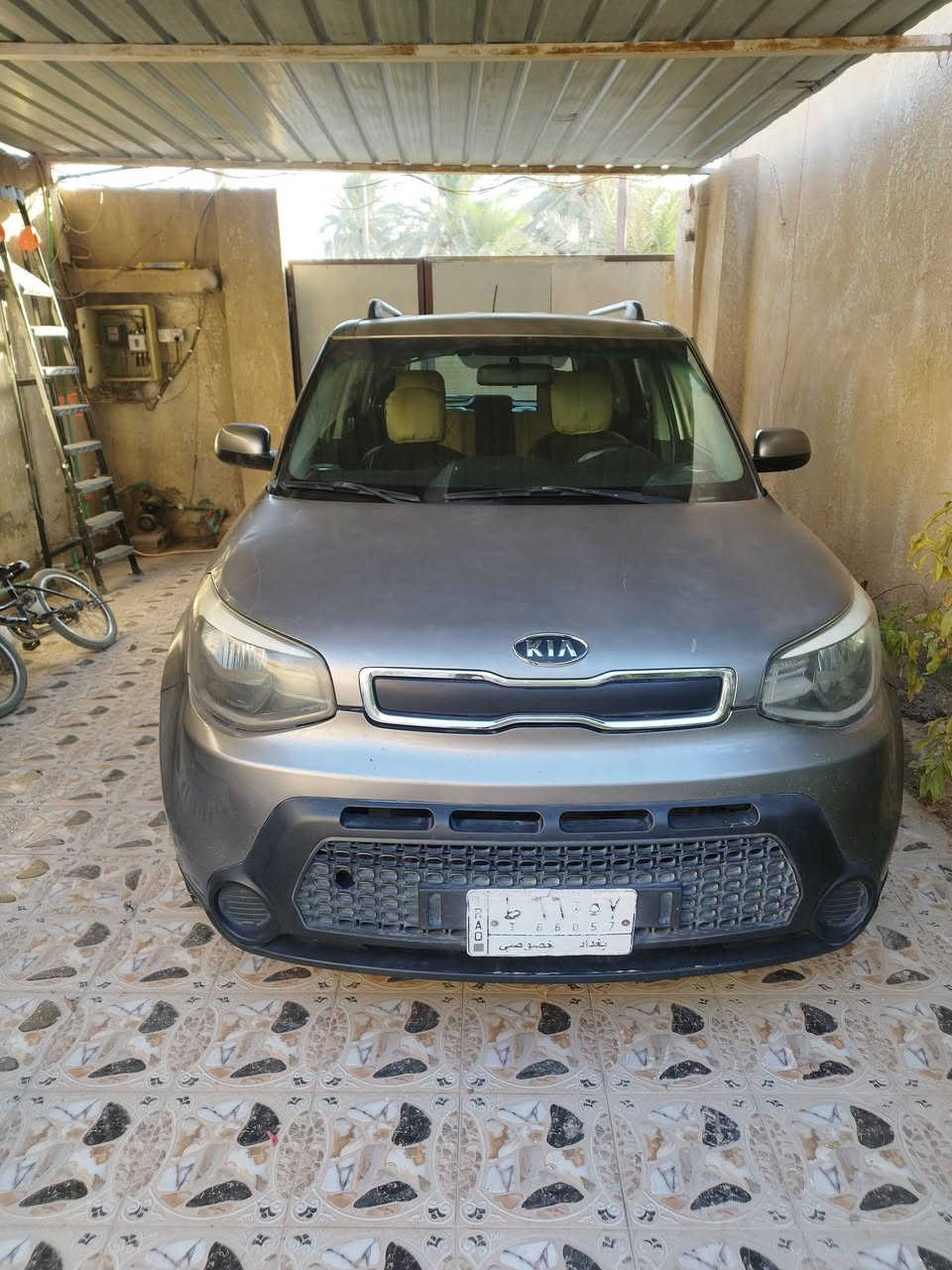 كيا صول 2014  وارد امريكي 
رقم بغداد
يرادله شويه ترتيب وبسعر مناسب  87 $
محرك 1600 معلى الكازكيت بدون ادوانز  بانزين عادي 
تبريد  مضبوط صدر 80 ٪  
تخم تايرات  ويل كب
ايرباك طاك  صار بيه حادث بالچاملغ جهت السايق ومبدله 
حادثه من امريكا  بالجنطه 
لون فيلي  (رصاصي طوخ) بيها مكانات كاحته احتنال بالبةليش تروح 
مكانه ديالى الخالص 
***********
