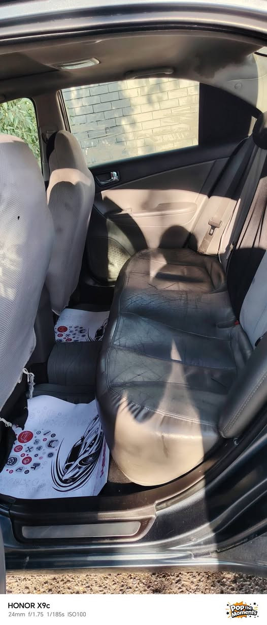 سوناته ٢٠٠٩ امريكي ٦ سلندر ٣٣٠٠ محرك كير شرط
٤ قطع صبغ بدون داخل السياره جاهزه ومال بيت يعني مامشتغله خط 

مواصفات.. لمتد 
تحكم ستيرن 
مثبت سرعه 
كشن جلد 
كشن سايق كهرباء 
تدفئه كشنات 
 
سعر ١٠٥ بيه مجال للعزاز 

***********
