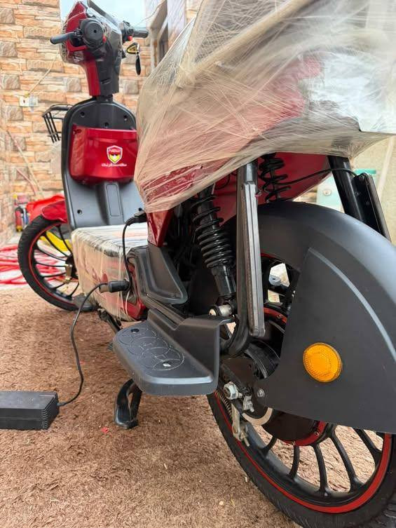 السلام عليكم دراجه للبيع حجم 20 موديل 2025 5 بطاريات دراجه كلش نضيفه استعمال قليل كلش مضمومه بالبيت لآ مصلحه ولا بيها اي عطل فقط التاير الوره مبنچر تصليحه سهل كلش الدراجه نظافه فول تجي وتشوف السعر 550 وبيها مجال قليل العنوان البصره قضاء ابي الخصيب البهادريهه
الرقم /*********** واتس
