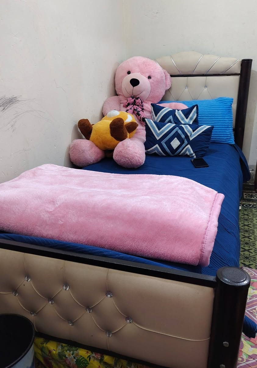 سلام عليكم جربايه تكمه وقويه العرض ١٠٠ سم اريد اراوس مراوس فقط مع جربايه اقل عرض بسبب المكان صغير يكون عرضها ٩٠ سم عنوان بغداد


**إذا كنت صاحب هذا الإعلان وتريد حذفه لأي سبب، رجاءا أرسل رسالة إلى الدعم الفني**