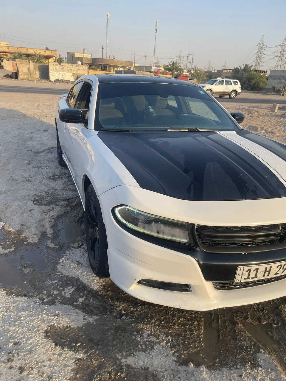 السلام عليكم جارجر موديل 2018 SXT

السياره حلوه ونضيفه حداديه گير مكينه مضمون وكفاله السياره فول الفول عن النواقص الخفيفه البيها السياره بيها اربع قطع السياره ماشيه 175 الف كيلو متر وليس ميل. 

السعر او الاستفسار أتواصل مع الرقم ***********
