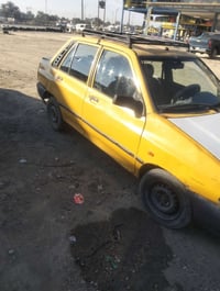 موديل ٢٠١٢ • احمر • بدون تحويل