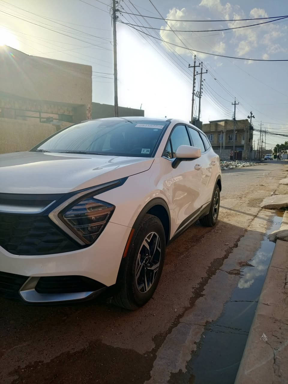 كيا سبورتج موديل 24ماشيه 11الف نص فول السياره وضع الشركه وارد امريكي حادثها جاملغ ايمن نفسه معمر السياره كفاله عدا احدثها الجاملغ الايمن مكان السياره بغداد للاستفسار اكثر اتصل *********** مرقم شهداء السعر 195وبيها مجال للشراي وذا اكو مراوس أقل من سعرها للتوضيح اني مكلف اتصل على الرقم وبي واتس اب
