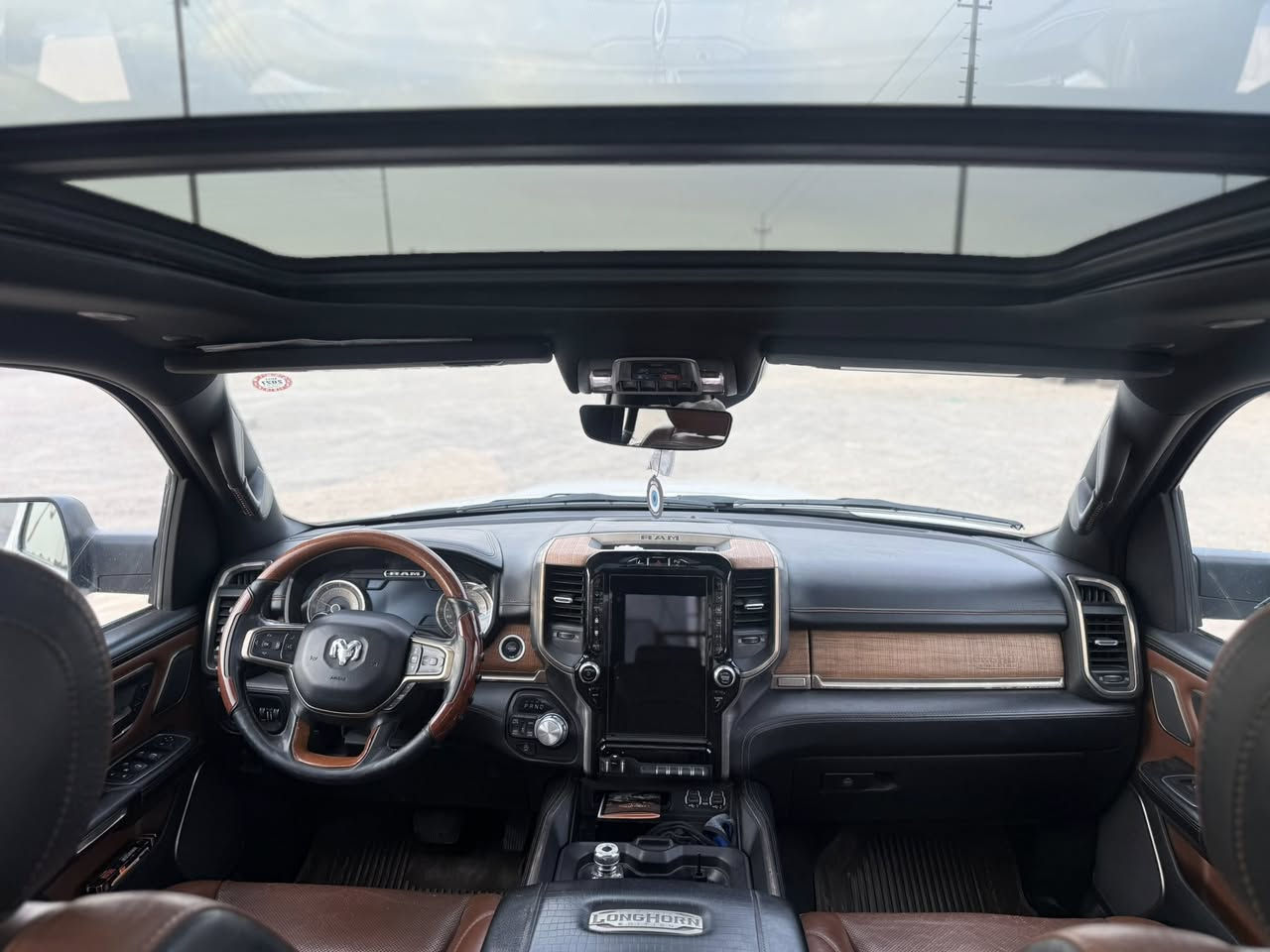 للبيع دوج رام المكان البصره الزبير
سنويه 2032سليمانيه   

***********

كفاله عامه 

مديل 2020 فول مواصفات

مشي 128 الف
