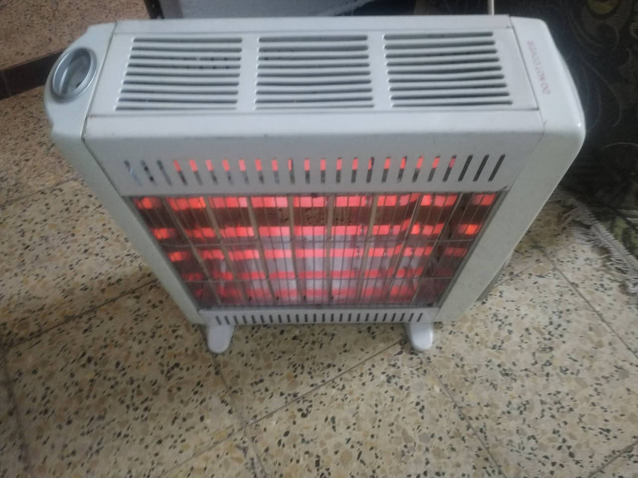 صوبه اربع مياله شغاله ثلاث وجوه حجم وسط سعرها 20 سلم 7 بايات السعر 20 من الاخير اسعارهم شاري اتصل ***********
***********
