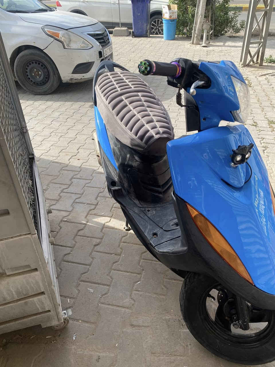 ماكس عدلة للبيع دراجة ناقصها بس هندر ودبل امامي مكينه خرسه السعر 500 وبيها مجال قليل عنوان بغداد تقاطع صليخ
***********
