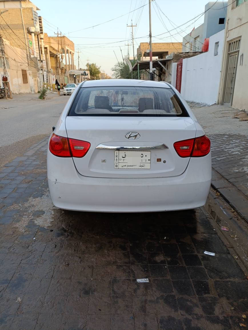 السلام عليكم
النترا 11 خليجي محرك 1600
السيارة مكفولة من صبغ وتبديل بس بارد مكانين موضحات للصورة 
سيارة ستخدام شخصي ونضيفه كلش احلى من الصورة 
رقم نجف بسمي سنويه 28
سعر.     110.    قفل تعجبك تعال شوف بعينك احلى من الصورة السيارة 
***********
نجف حي النصر النجف, العراق
