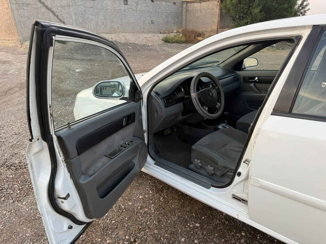 السلام عليكم 
اوبترا 2011  بغداد  رقم نكليزي باسمي اوتو  اربع قطع صبغ  نظيفة وجاهزة
بيع سريع ومستعجل 
السعر  مناسب جدا 
العنوان بابل مشروع المسيب 
***********
الخاص مغلق مغلق
