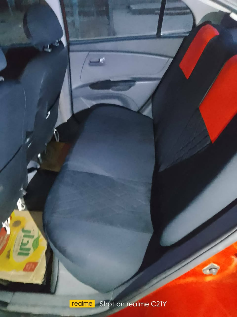 كيا ريو موديل 2012 محرك 16 تريد وكاله تريد تحويل السعر 88 
***********
***********
