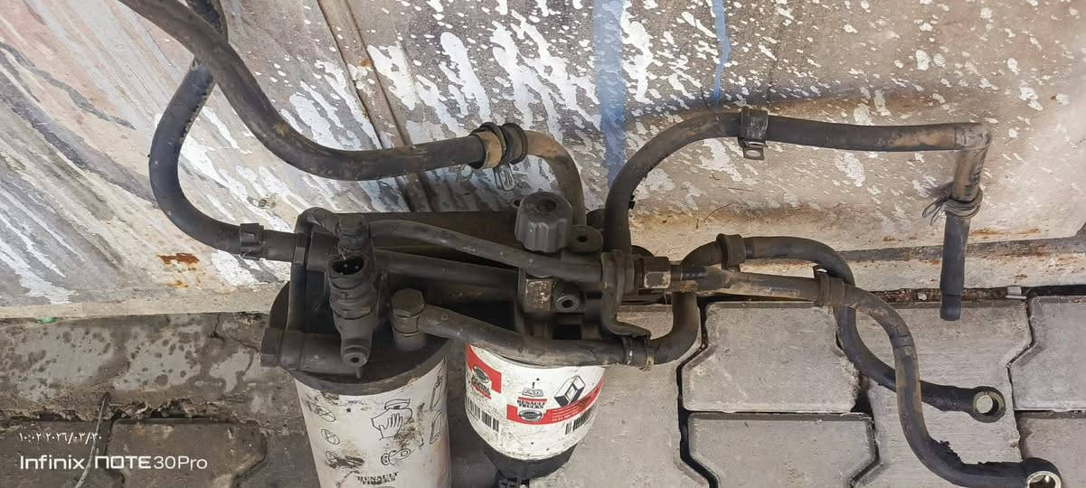 قاعدة فلاتر فالفو 
كامله هيه وصونداته والمدكه
جيب وشد كبل سعرها 85 الف
***********
