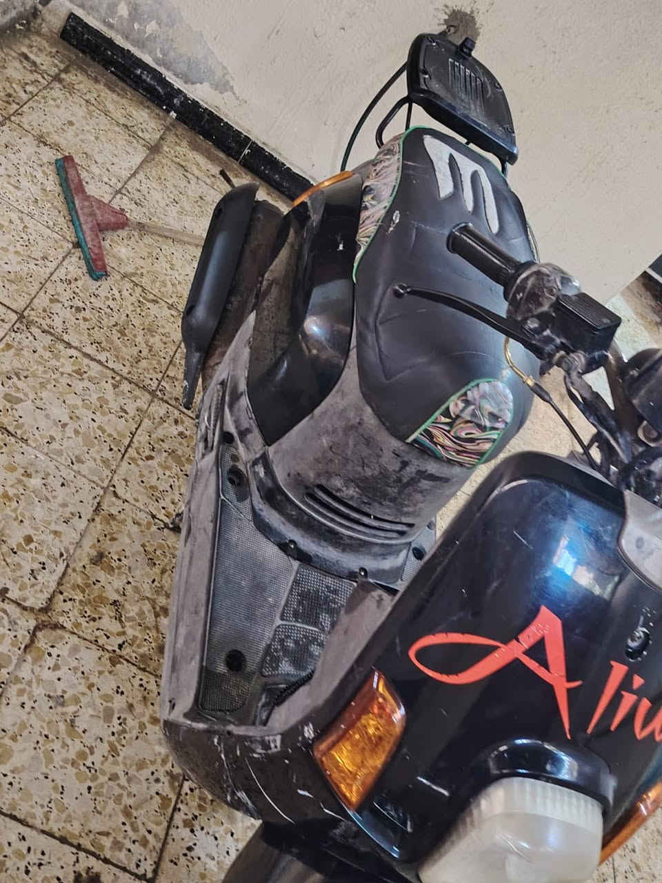 سلام عليكم ماكس بوليس للبيع كفاله من طول للطول مامفتوحه كهربائيات كلها شغاله السعر٧٥٠وبيها مجال للشراي مكاني بصره ابو الخصيب (***********)
