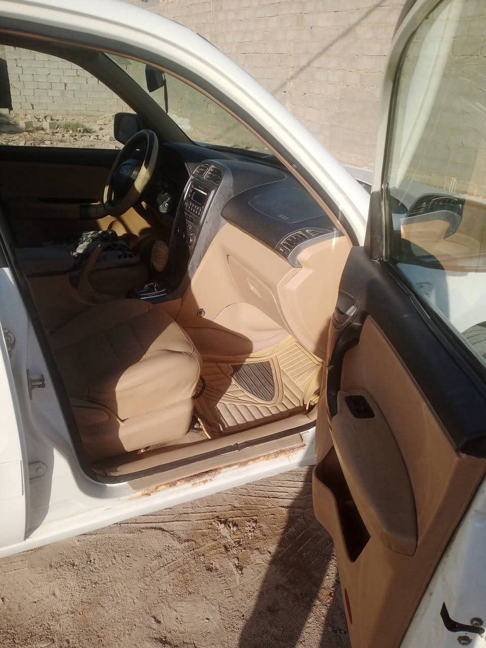 السلام عليكم
سياره تيكو للبيع رقم الماني نجف 
مديل ٢٠١٣  السعر ٤٨ وبيه مجال المكان نجف  رقم ***********
