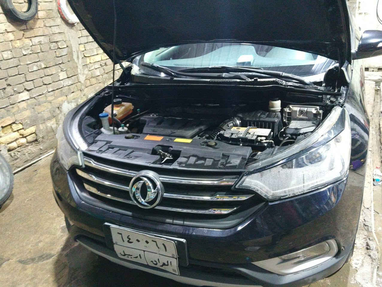 دونغ فينغ dfm xa7
الرقم ***********
: موديل 2019
: فول موصفات 
فتحه بصمه كشنات جلد
: محرك 2500
السياره كلين بيهه بس طخه بالباب و راجع ع بارد
مكان السياره بغداد الاعظميه
