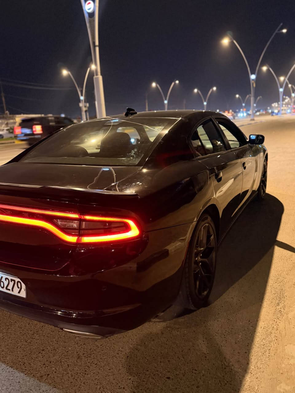 سلام عليكم جارجر  مديد 2023 اخر اصدار مواصفات SXT سياره جديده بل كارتون ما متعوبه جاهزه مكينه كير حداديه تبريد   وارد امريكي  بيه فقط جاملغ الخلفي  صبغ قليل من امريكا  ولباقي كفاله رقم أربيل السعر 235وبيه مجال قليل كلش   صور الضربه  موجودات بل منشور  مكان سياره بصره قبله حي المهندسين رقمي *********** البصرة, العراق
