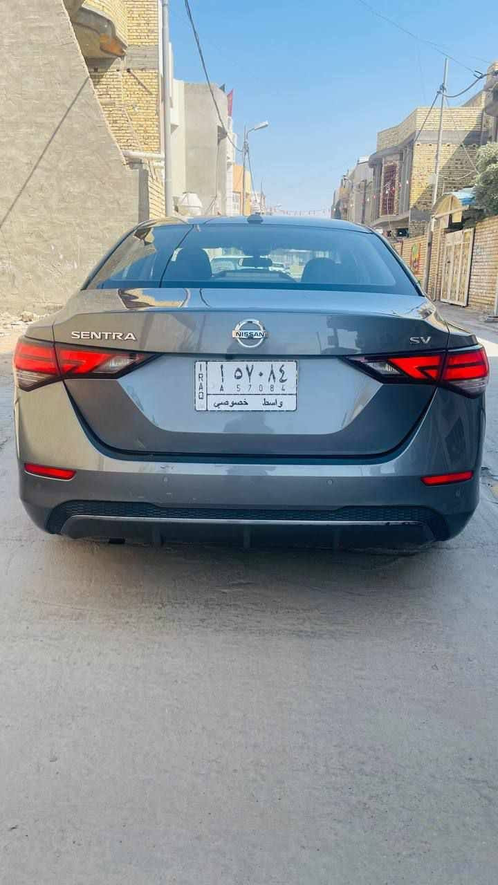 نيسان سنترا 2020 SV   واسط حرة 
اكفلك كير ومحرك وكهربائيات واكفلك 11 عقل بيه كله بلادي ما مفتوح بيه برغي ضرر جاملغ وبنيد واشوية من باب سايق بي بارد لان جاملغ رجع علية وجاملغ ثاني بي اشوية هم بارد 

*مواصفات 
1_بصمه تشغيل 
2_بصمه ابواب 
3_بصمه صندوك 
4_ شاشه جبيره 
5_تحكم ستيرن 
6_نقط عمياء 
7_مثبت سرعه 
8_ تحديد مسار 
10_كامره دواره 
11_رادار امامي وخلفي 
12_ مانع اصطدام
13_توقف ذاتي 
14_مانع انزلاق 
15_ويل كب بلادي 
16_حساس تاير 
17_تبريد بيانو منفصل 
18_ وضعيات قياده نورمال وسبورت وايكو 
19_شاشه تدعم ابل كار بلي 
20_تشغيل عن بعد 
21_ شاشه اعطال كبيره 
 بيه بعد هواي مواصفات 
  ماشيه ٦٠ الف كيلو مو ميل سياره نضيفه جدا 
السعر  135$  وبيه مجال بسيط 
للاستفسار  الاتصال عل اارقم ***********
