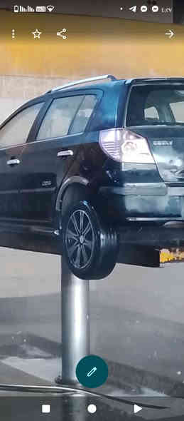 جيلي 2013 للبيع شركات مموفايه ليهسه عندي وكاله عامه من صاحبها جاهزه mk   cross 
السعر. 28  ورقه اتعهدلك عشائريا ومن سرقه 
والباقي واقع حال ...غرفتها نضيفه
***********
