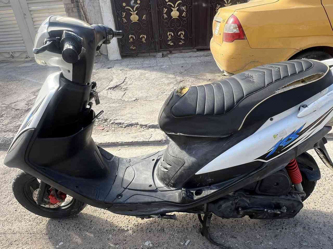 سلام عليكم دراجه ماكس عدله (مكفوله )
مكينة مكفوله من كلشي من نضوح او تبخير او فتح مكينة مامفتوحة نهائيا شلعه معدل الدراجه مكينة خرسه مينسمع صواتها دراجة مال جناي السعر650 مكاني العطيفية او المنصور ***********خط +واتساب
